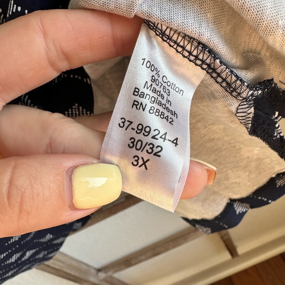 Woman Within Navy Blue/White Printed Sleeveless Top NWT Sz: 3X - Picture 6 of 7